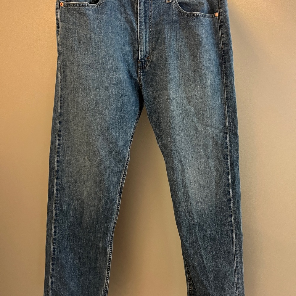 Levi Classic Blue Denim Jeans
38 x 32